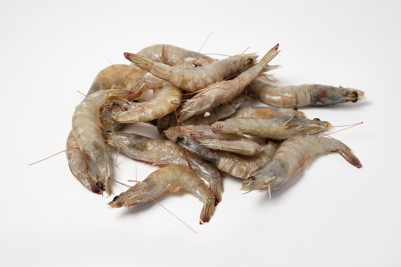 креветка королівська сира 80-100 шт_кг Креветка Королівська ціла сира, 60–70шт/кг 1